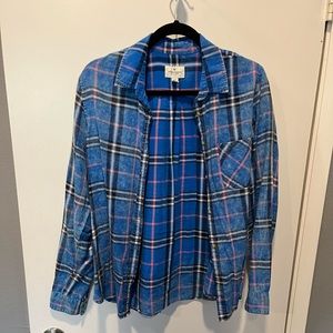 American Eagle plaid button up top